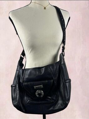 Stone Mountain Accessories Black Leather Shoulder Bag with Silver-Tone Hardware
